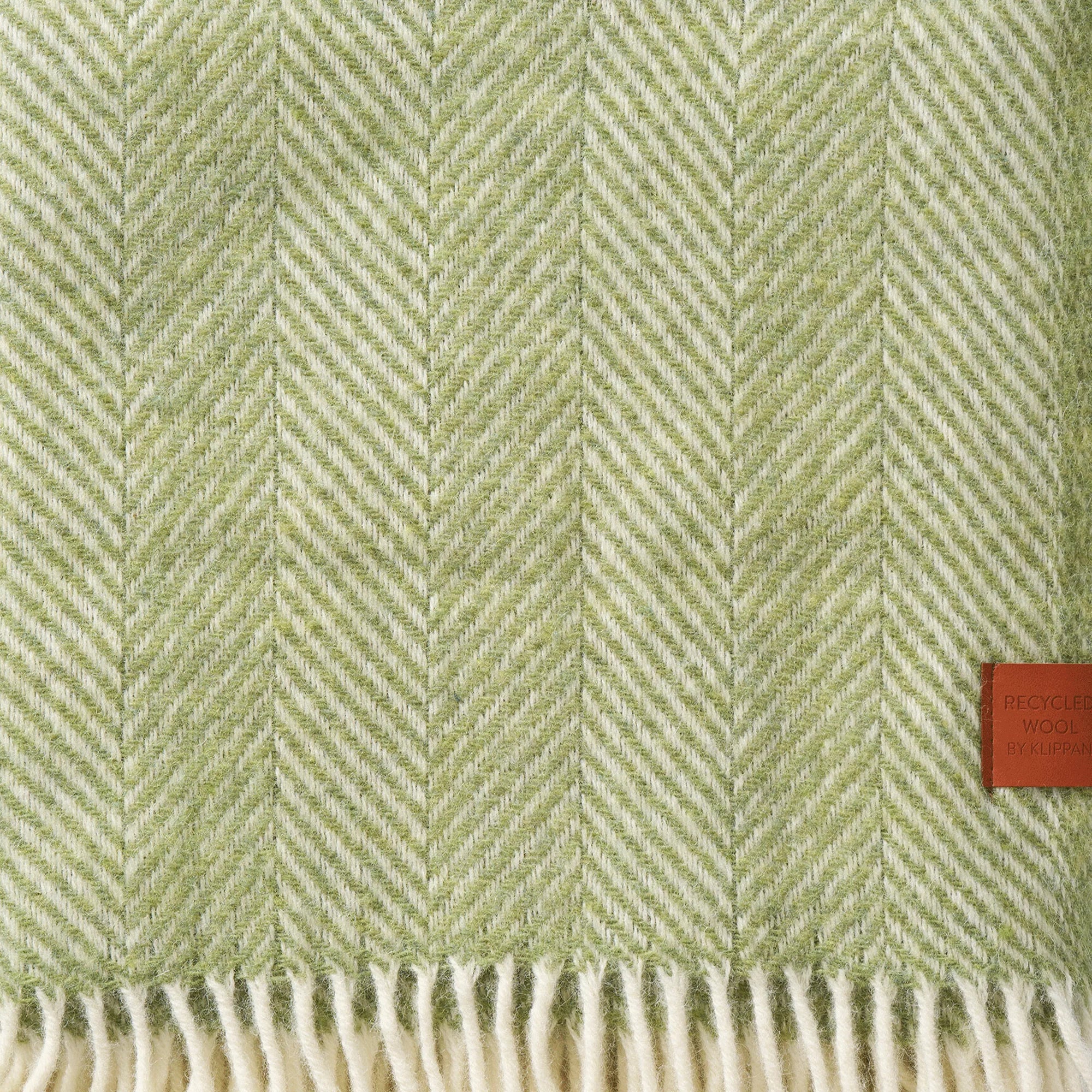 Herringbone Aloe Vera Recycled Wool & Lambswool Throw